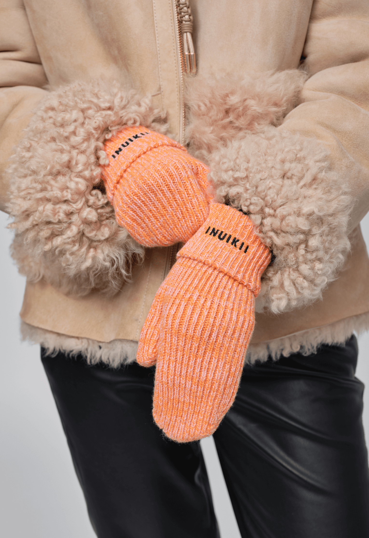 Oversized Glove