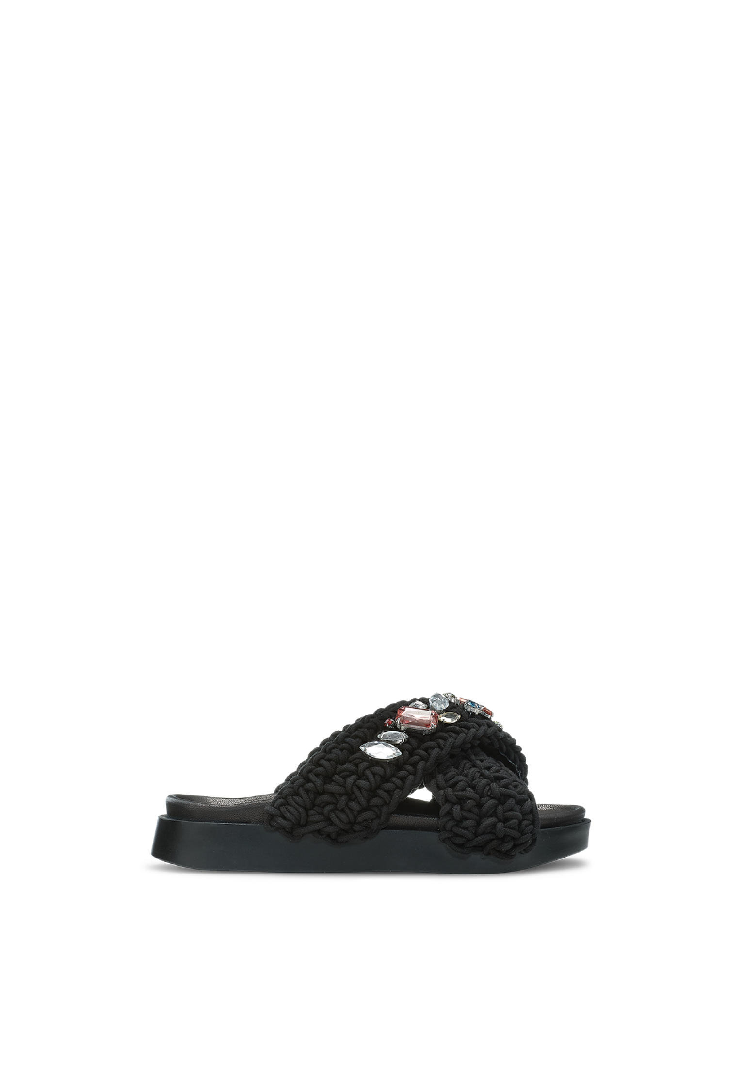 inuikii woven stones